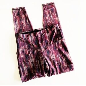 Fabletics | Tribal Mesh 7/8 Leggings Small